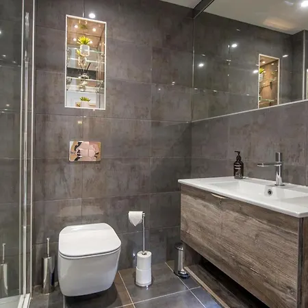 The Quadrant - The Botanical Suite York Exterior photo