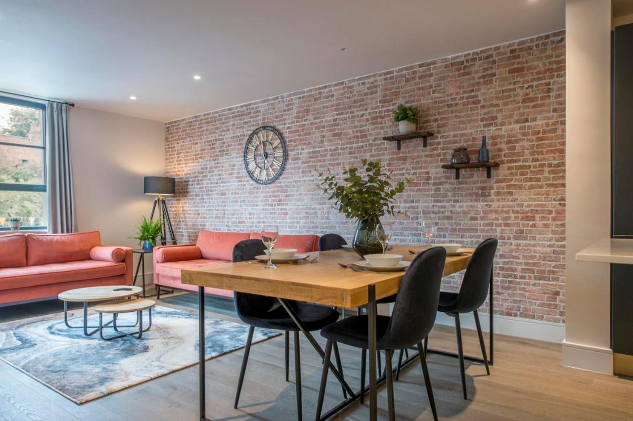 The Quadrant - The Botanical Apartment