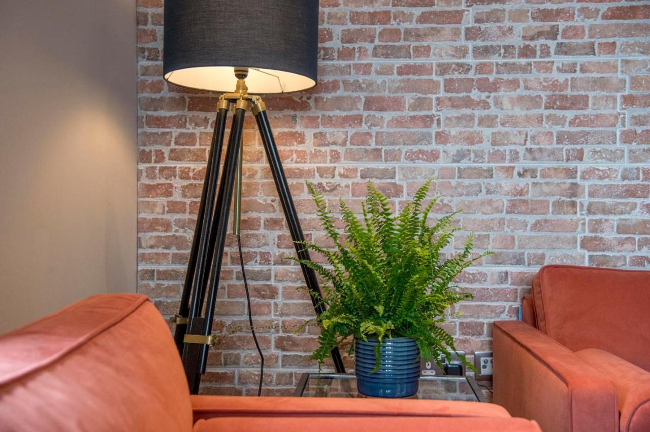 The Quadrant - The Botanical Apartment *