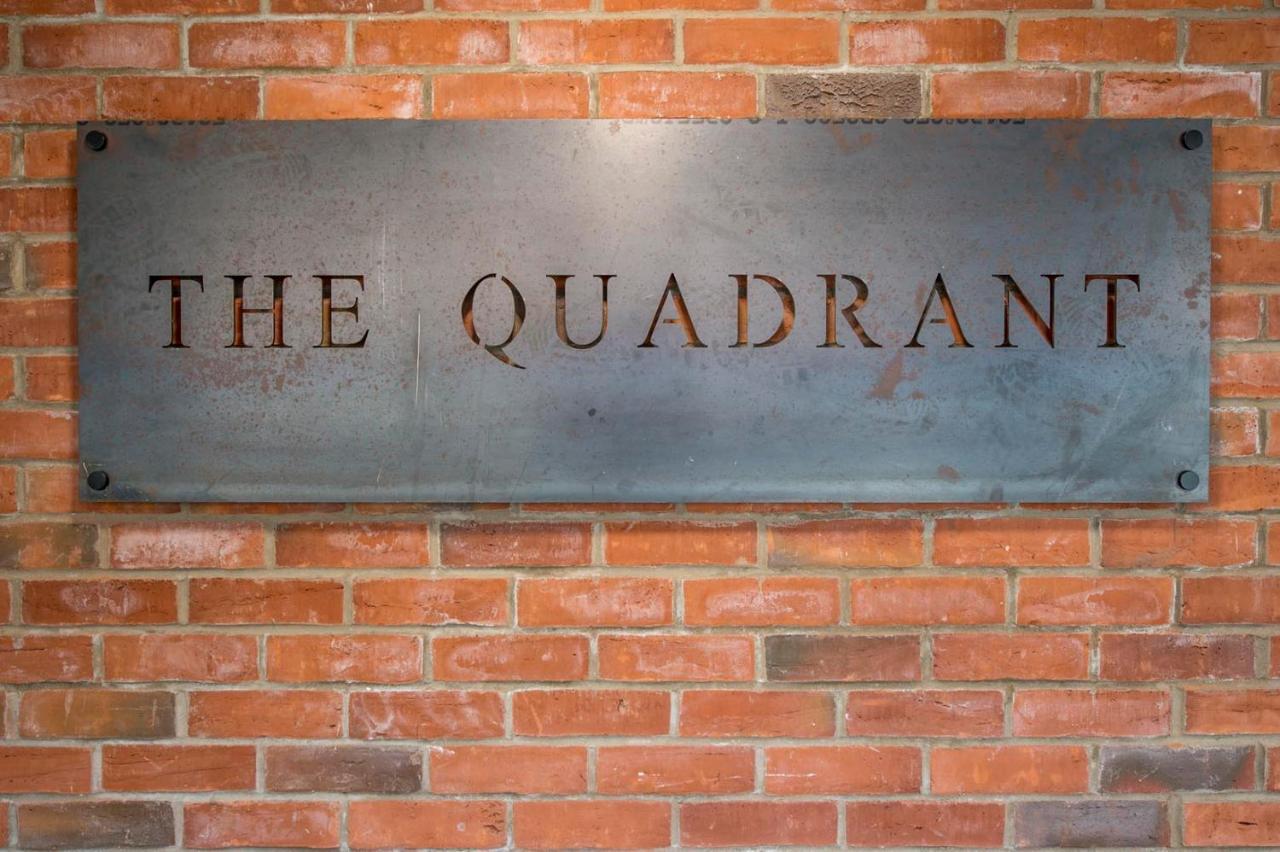 The Quadrant - The Botanical Apartment *